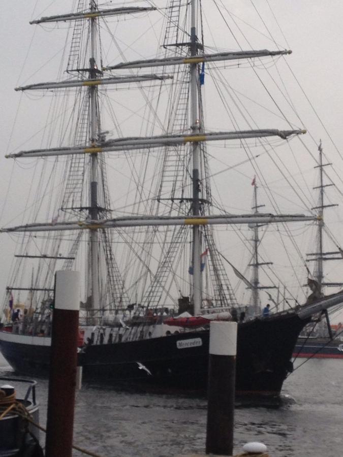 Havenhotel Texel Oudeschild Buitenkant foto